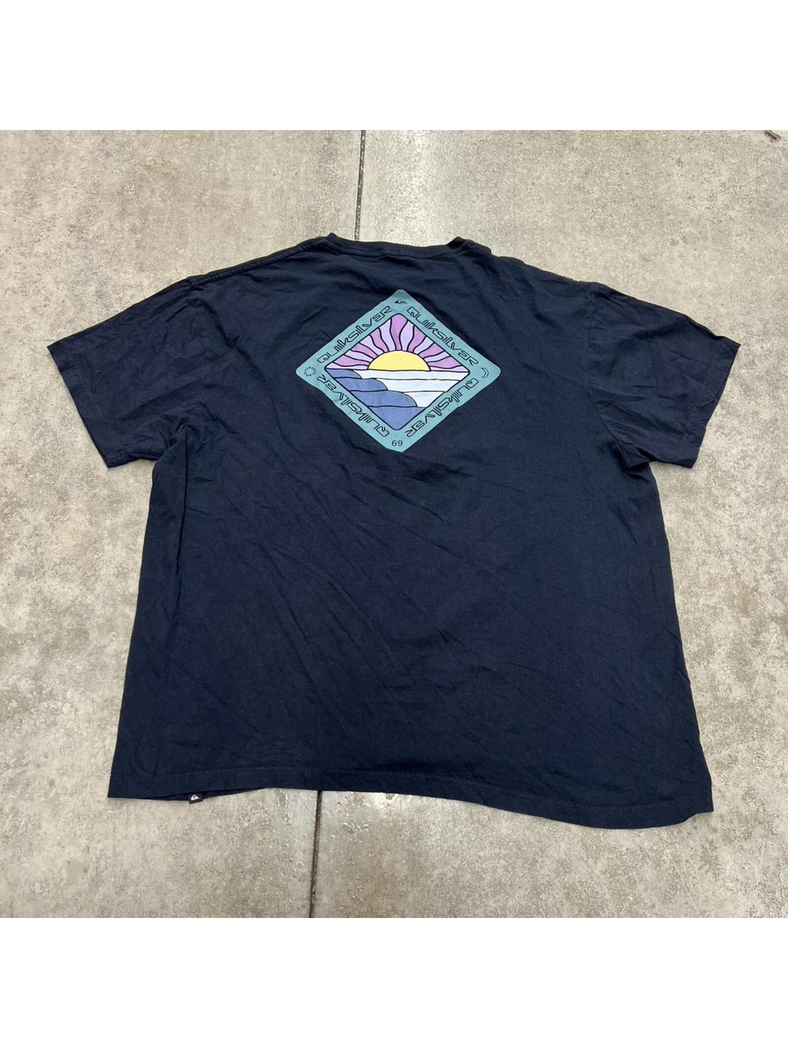 Vintage Quiksilver Surfing Navy Sunset Skate Brand Shirt Size Xl